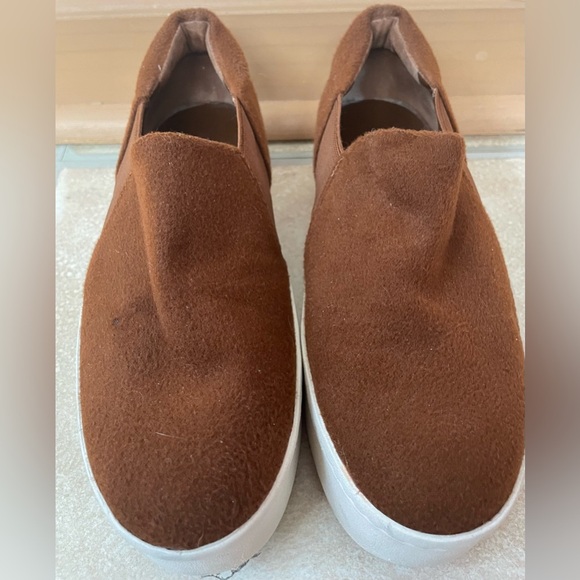 Vince Warren Women's 5 Shoes Brown Suede Platform Slip-On Sneakers - Picture 2 of 6